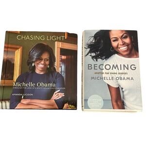 MICHELLE OBAMA‎ Book Lot of 2 Becoming Chasing Light FLOTUS Biography
